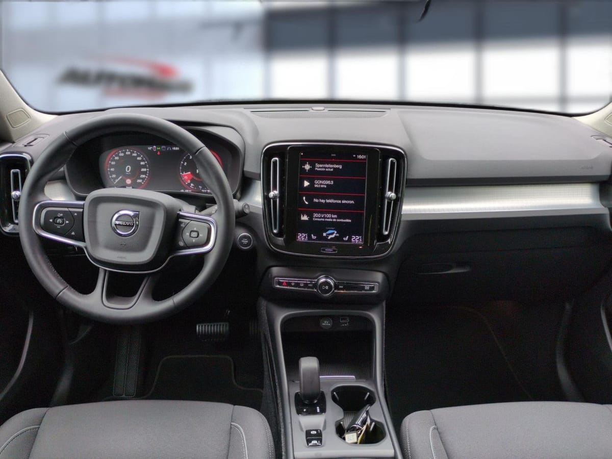 Volvo XC40 T3 Momentum Pro 2WD Automatik Bluetooth LED foto 21