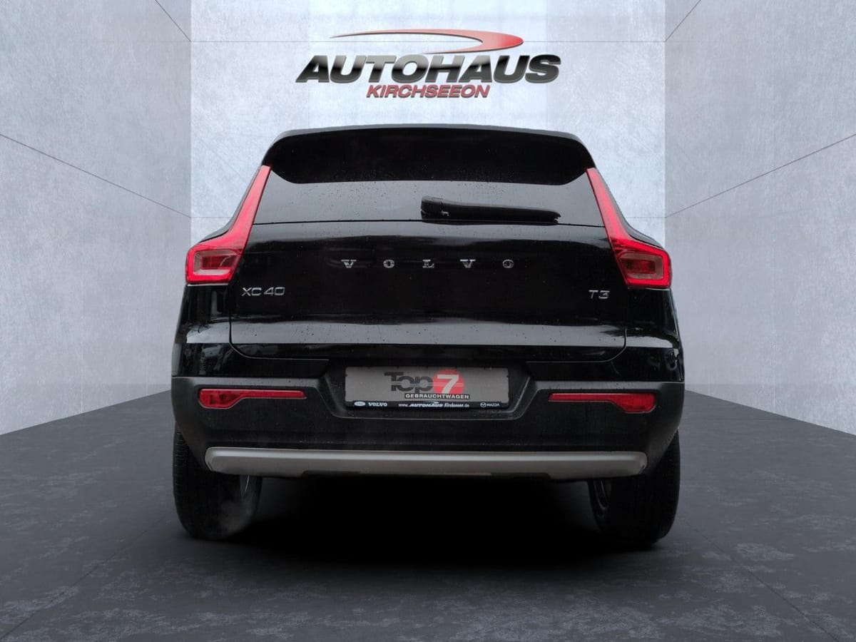 Volvo XC40 T3 Momentum Pro 2WD Automatik Bluetooth LED foto 8