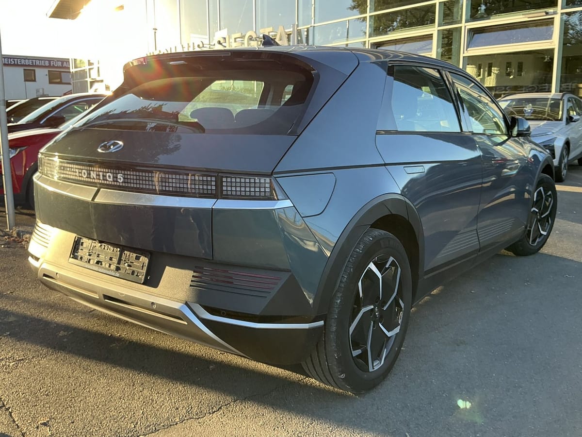 Hyundai Ioniq 5 Dynamiq RCam Navi Wärmepumpe ACC LED SHZ foto 2