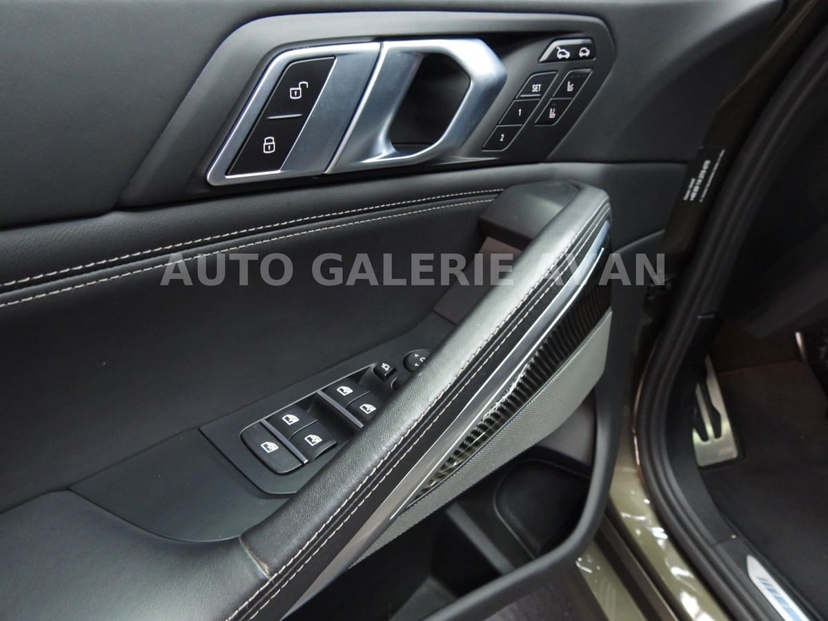 BMW X6 M50i foto 15