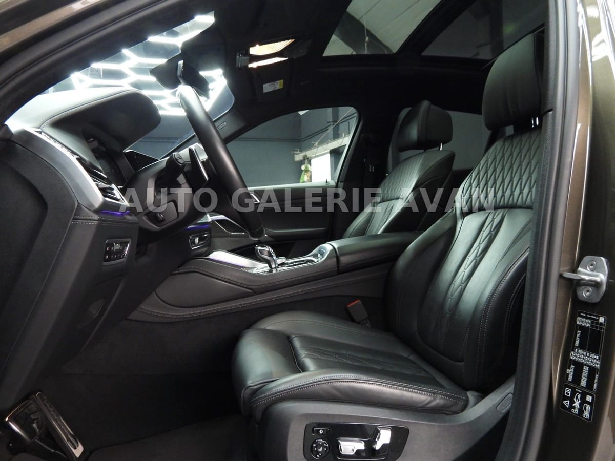 BMW X6 M50i foto 10