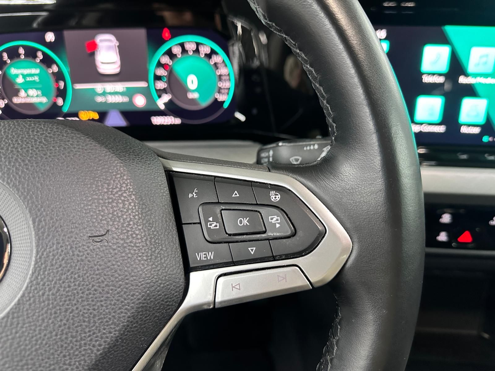 Volkswagen Golf Life 1.5 TSI ACT LANE/SHZ/CARPLAY/NAVI/LED foto 16