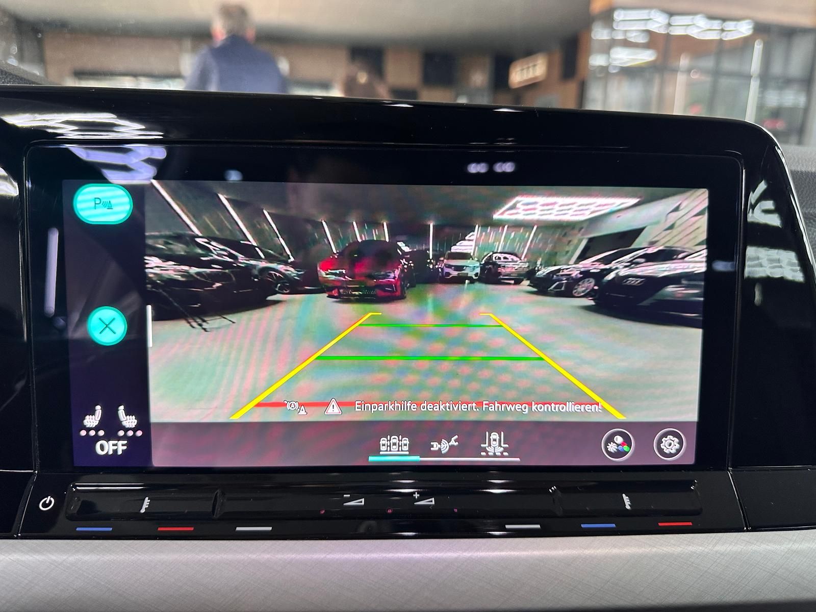 Volkswagen Golf Life 1.5 TSI ACT LANE/SHZ/CARPLAY/NAVI/LED foto 21