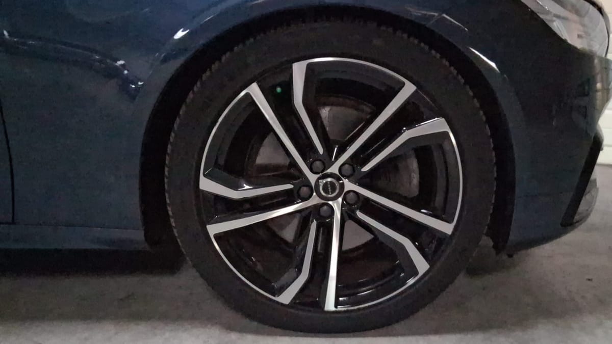 Volvo V90 Kombi R Design Recharge Plug-In Hybrid AWD foto 17