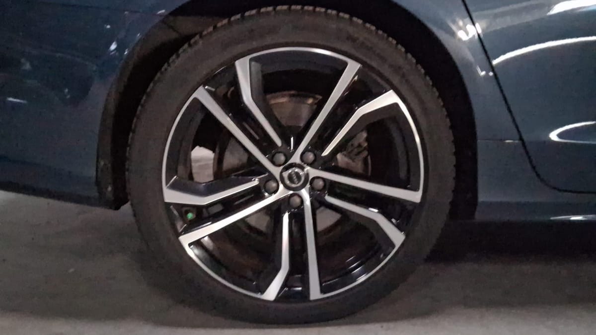 Volvo V90 Kombi R Design Recharge Plug-In Hybrid AWD foto 18