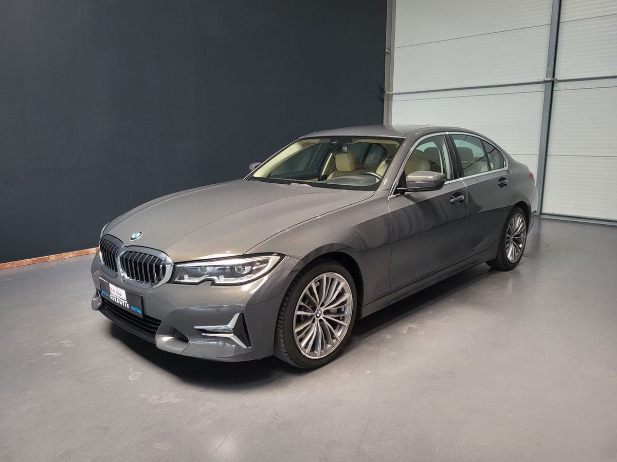 BMW 330 i Luxury Line 2019