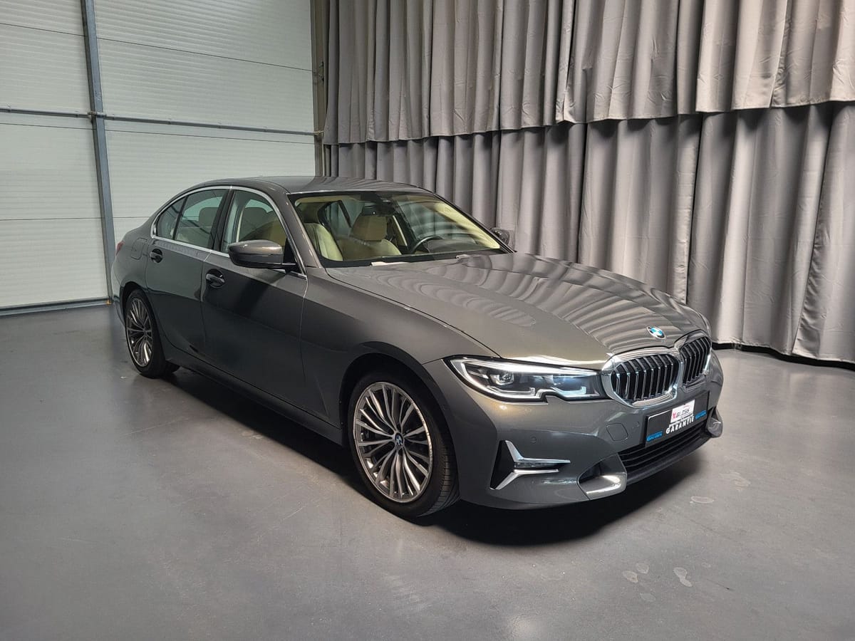 BMW 330 i Luxury Line Navi Kamera LED foto 3