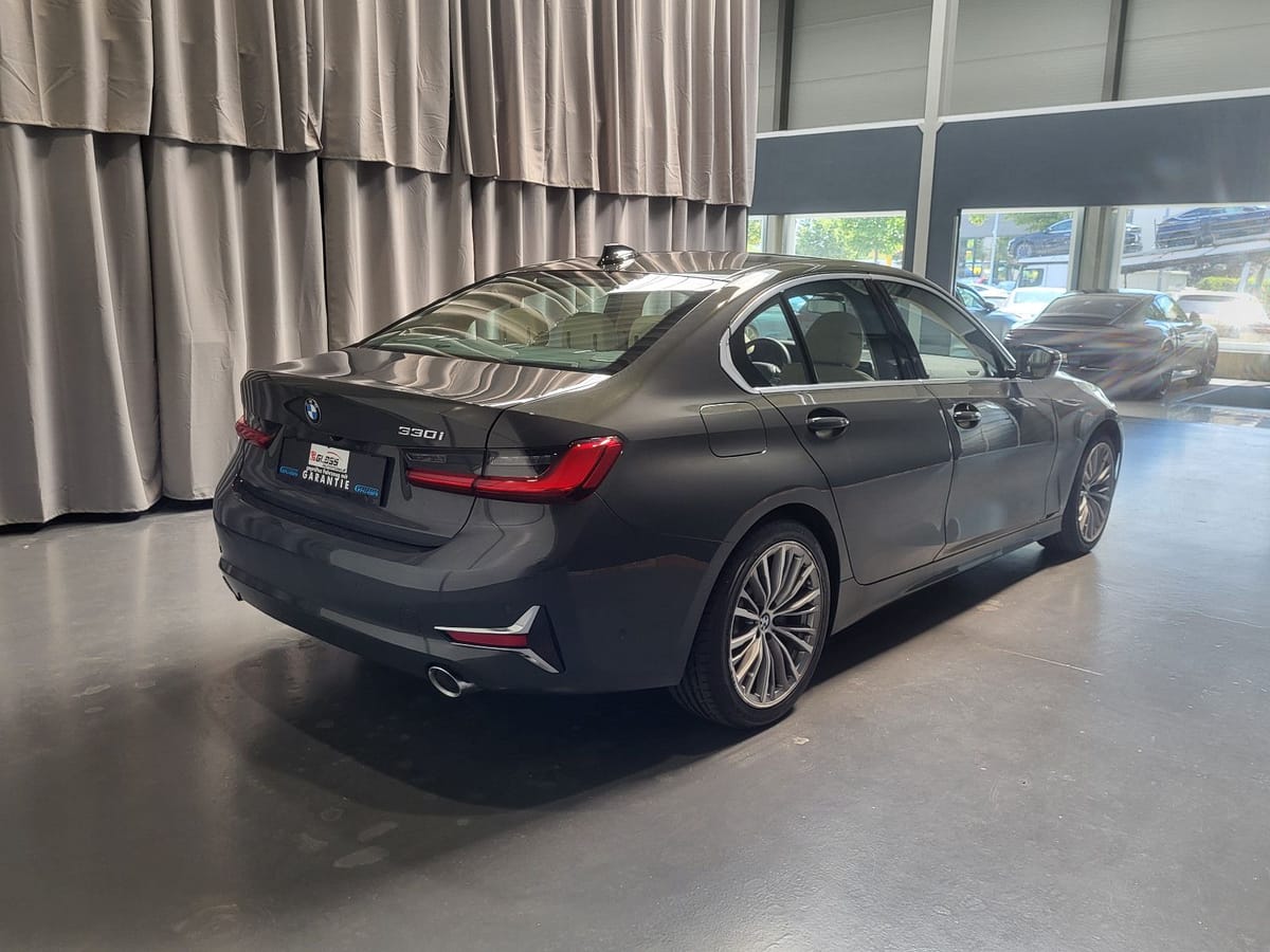 BMW 330 i Luxury Line Navi Kamera LED foto 4