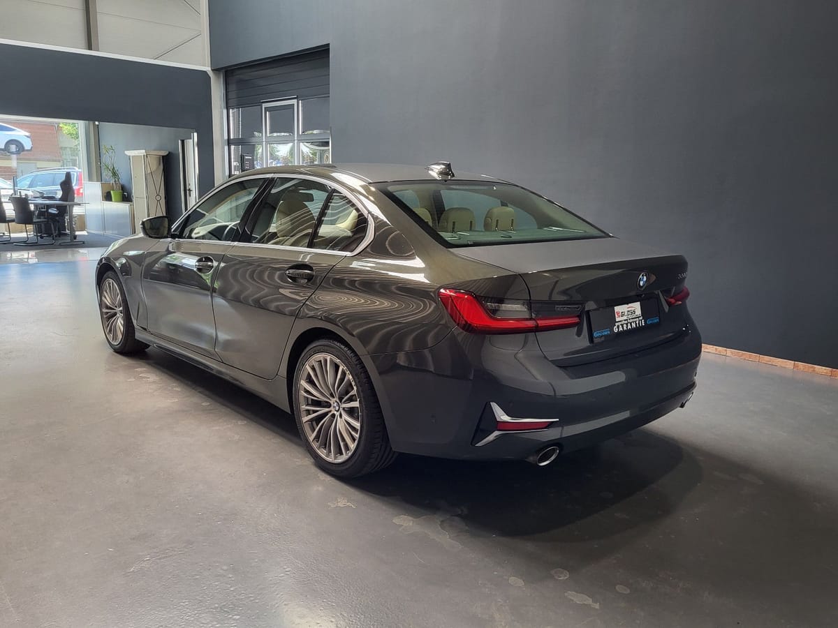 BMW 330 i Luxury Line Navi Kamera LED foto 5