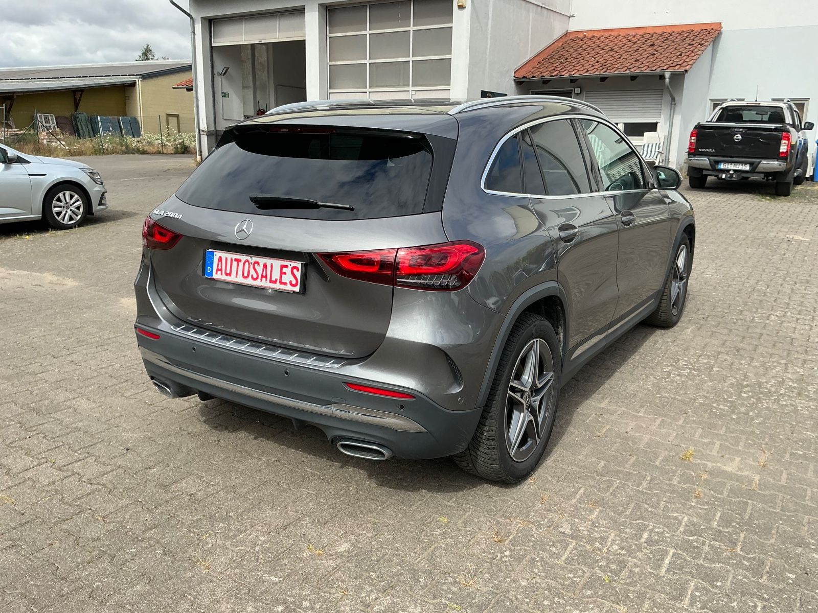 Mercedes-Benz GLA 200 AMG 8G-DCT Navi Kamera Leder LED 19' foto 5