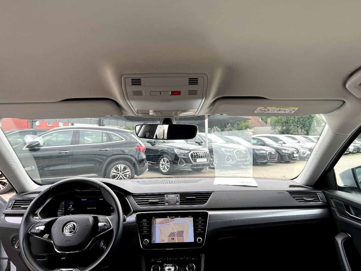 Skoda Superb Combi 2.0 TDI DSG Active LED Navi Sitzh foto 18