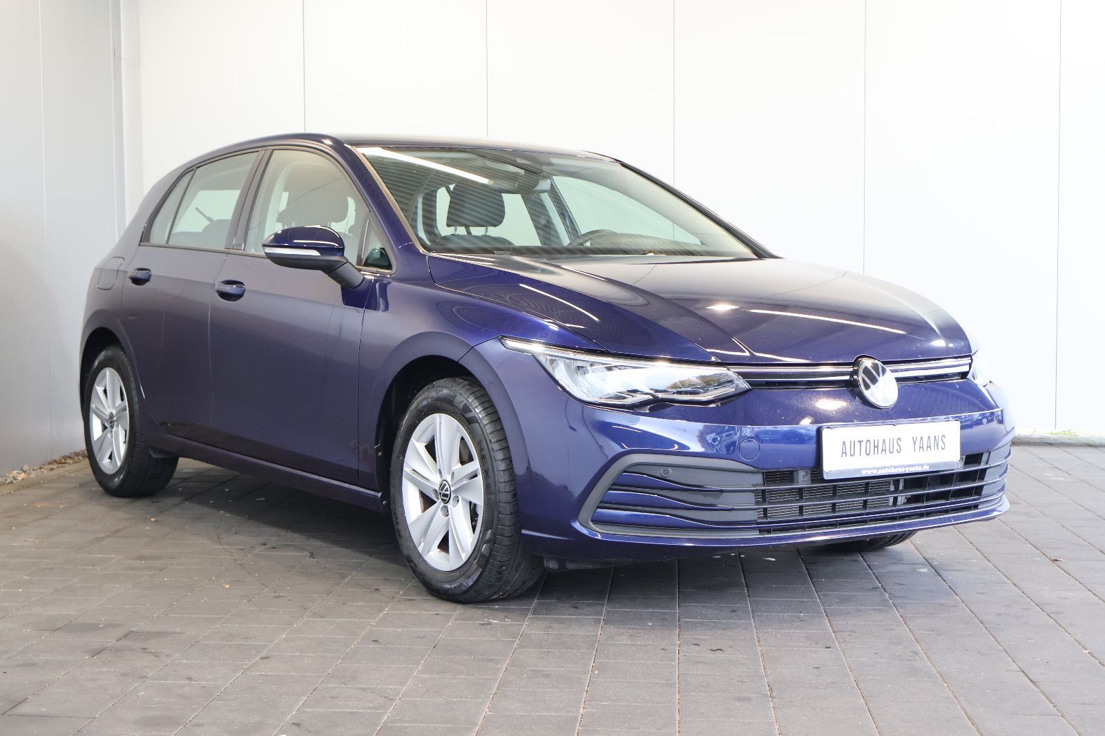 Volkswagen Golf VIII 1.0 TSI Life AID+ACC+LED+CARPLAY+ALU foto 3