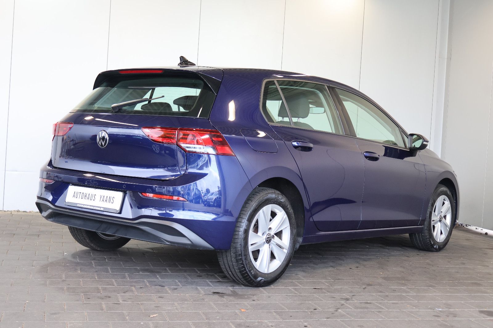 Volkswagen Golf VIII 1.0 TSI Life AID+ACC+LED+CARPLAY+ALU foto 4