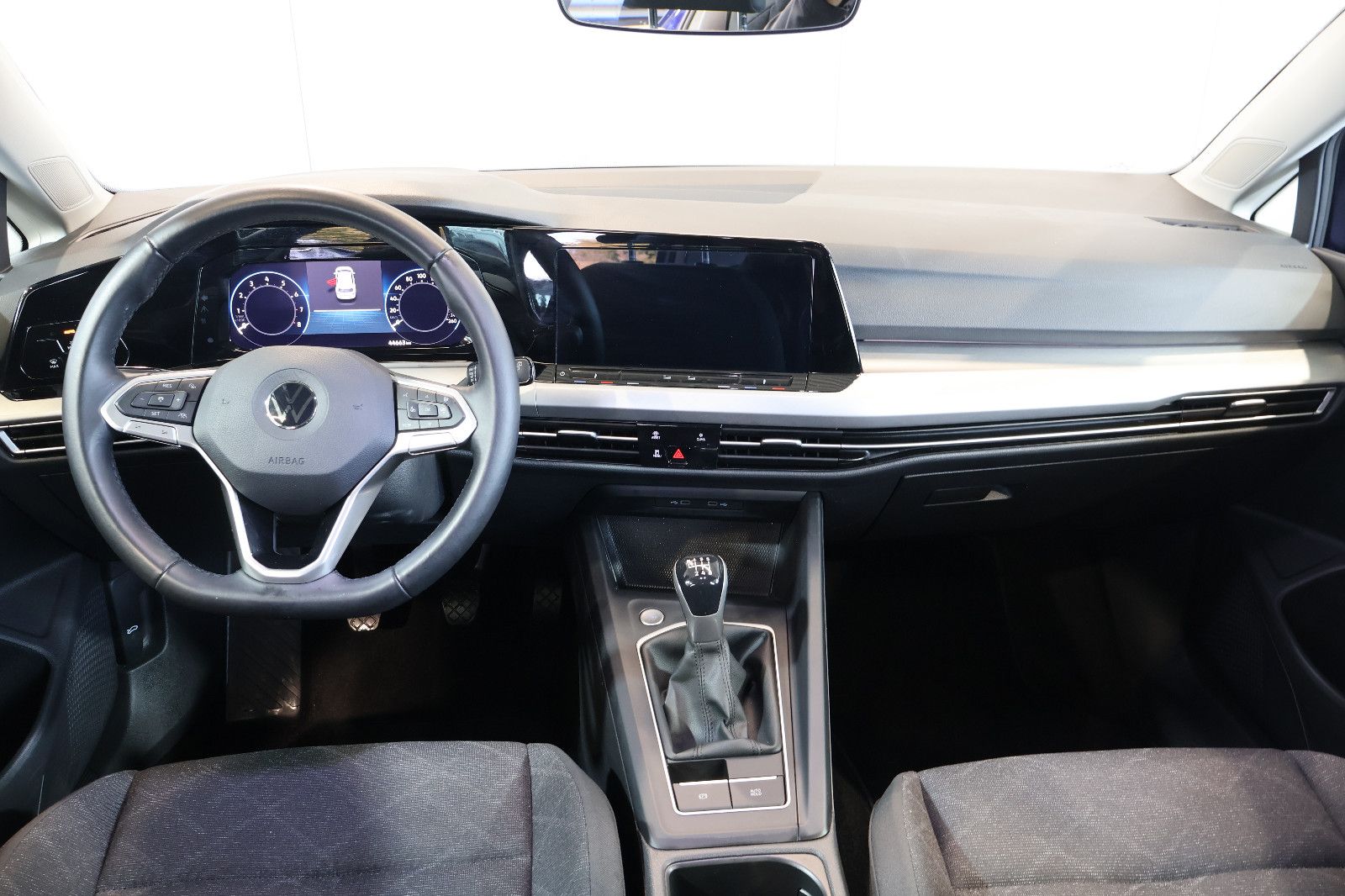 Volkswagen Golf VIII 1.0 TSI Life AID+ACC+LED+CARPLAY+ALU foto 7