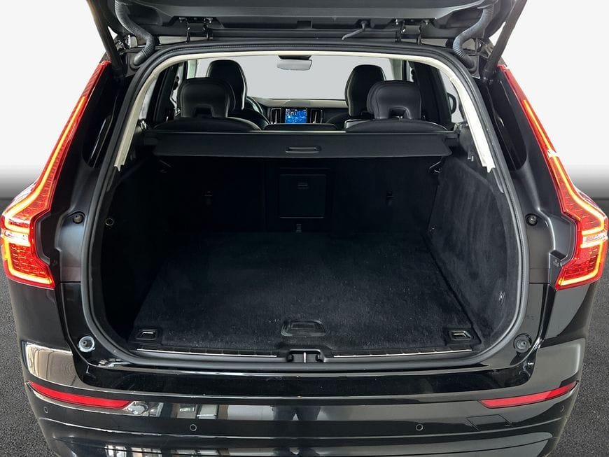 Volvo XC60 B4 Aut BLIS PilotAssist Voll-LED Google-Map foto 8