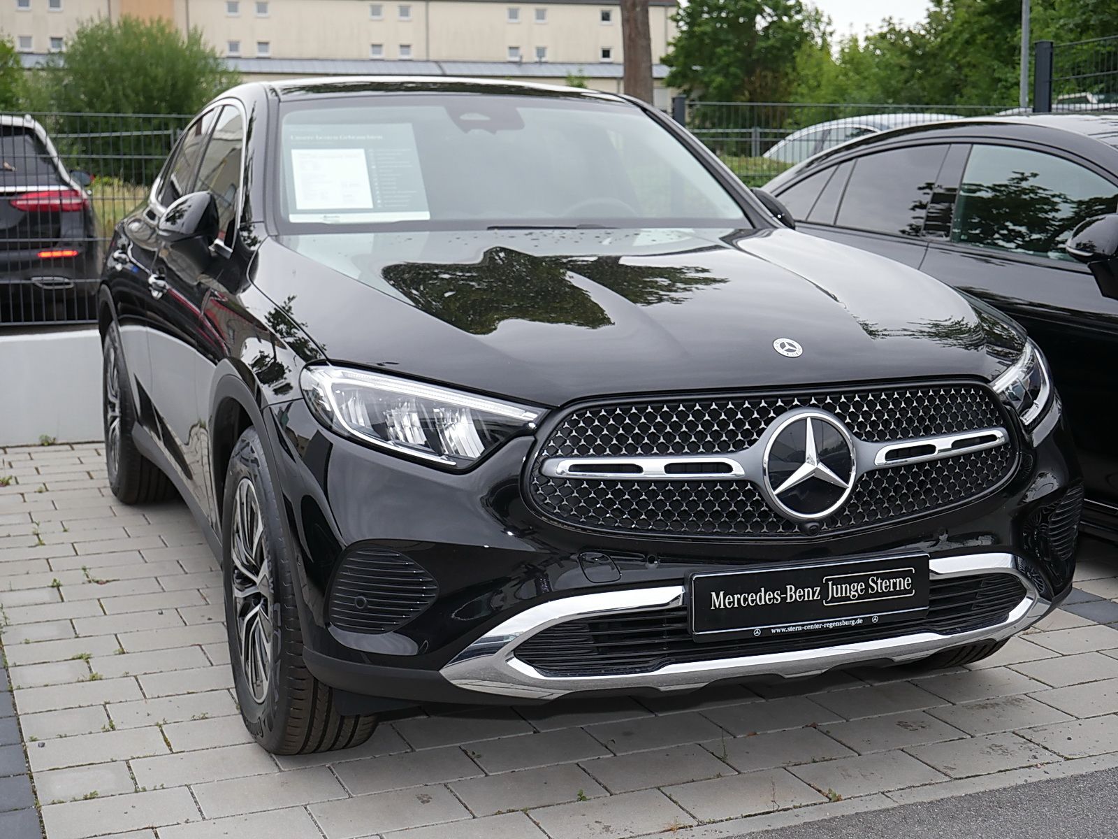 Mercedes-Benz GLC 200 4Matic+Coupe+Avantgarde+Kamera+CarPlay++ foto 2