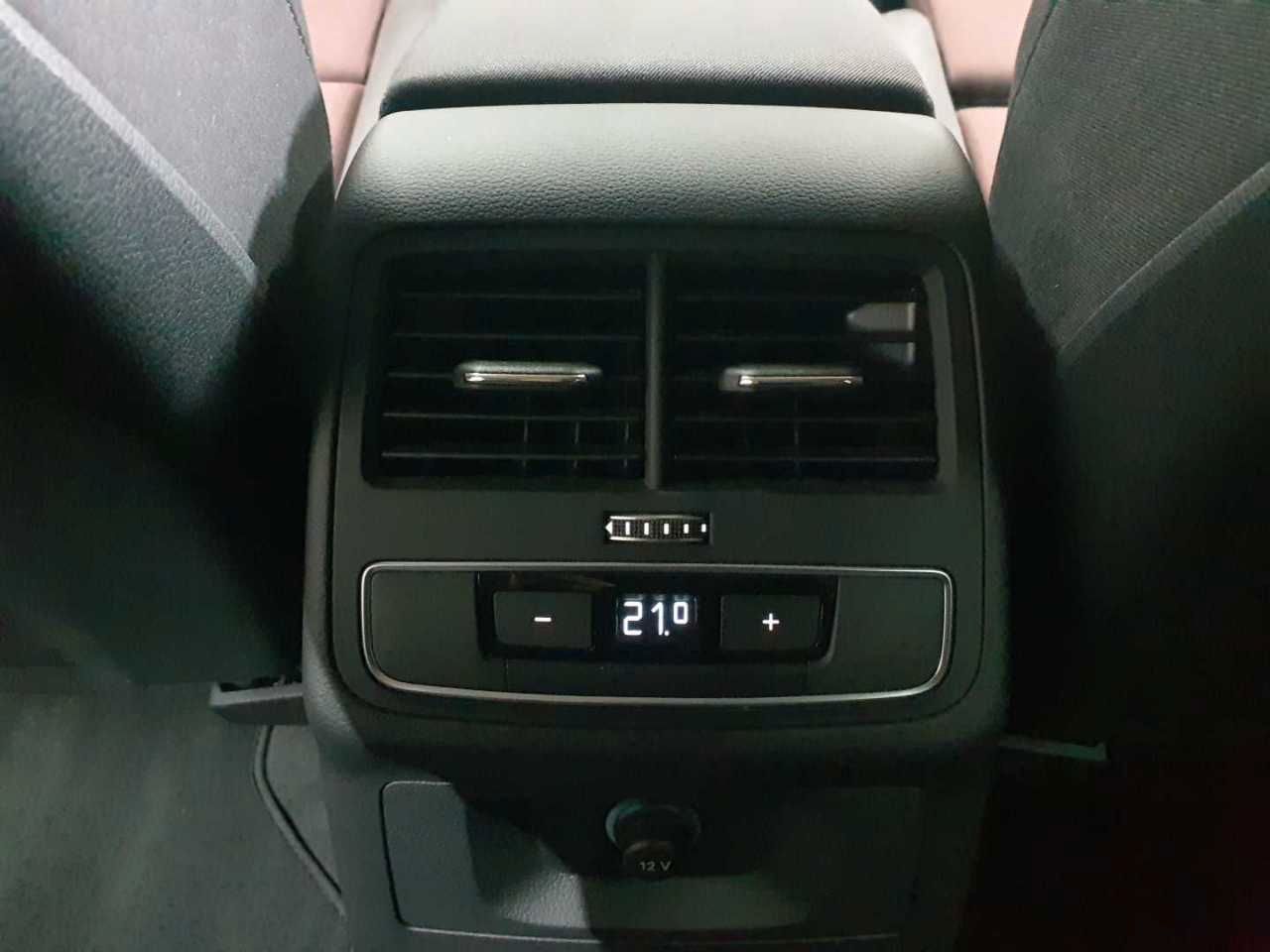 Audi A4 Avant 30 TDI S tronic advanced foto 6