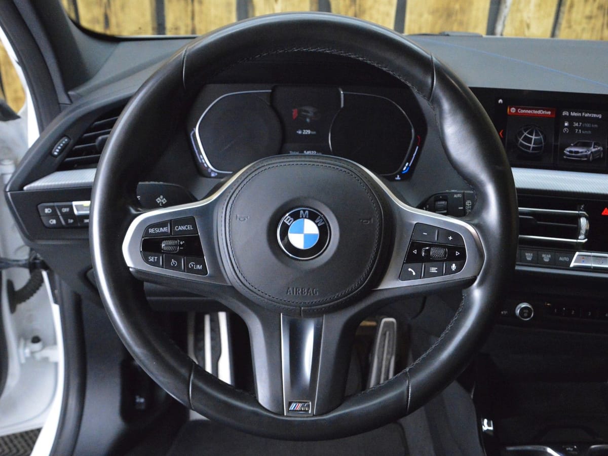 BMW 118i M Sport Automatik|LED|SHZ|PDC|Live Cockpit foto 10