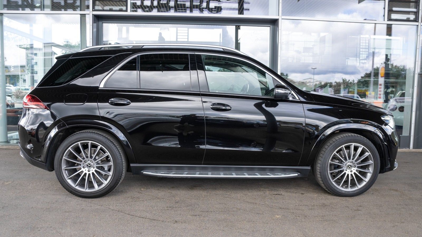 Mercedes-Benz GLE 400 d AMG 7SITZER ACC 360° BURMEST LUFT AHK foto 2