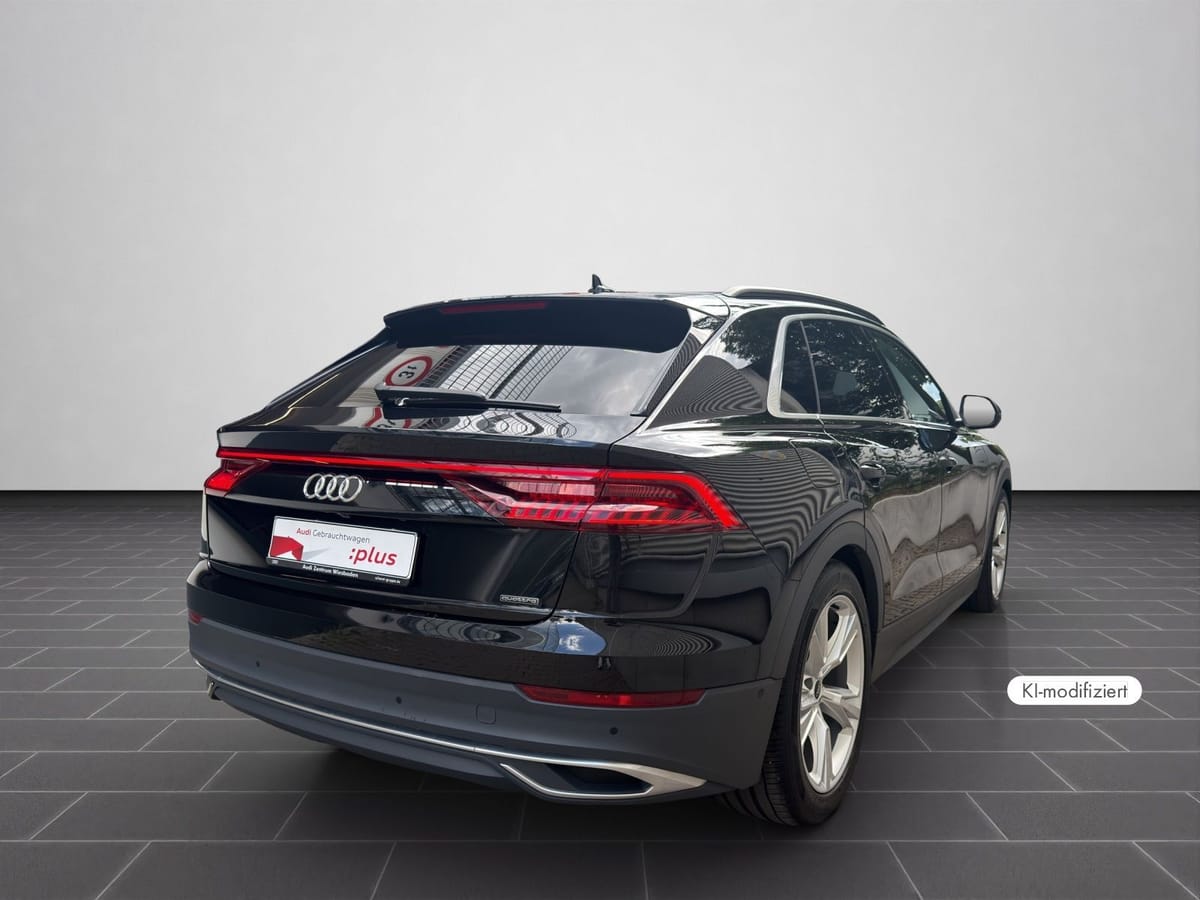 Audi Q8 55 TFSI quattro 250(340) kW(PS) tiptronic foto 2