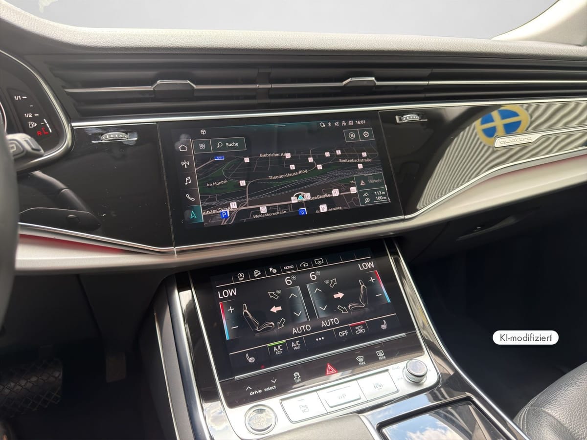 Audi Q8 55 TFSI quattro 250(340) kW(PS) tiptronic foto 11
