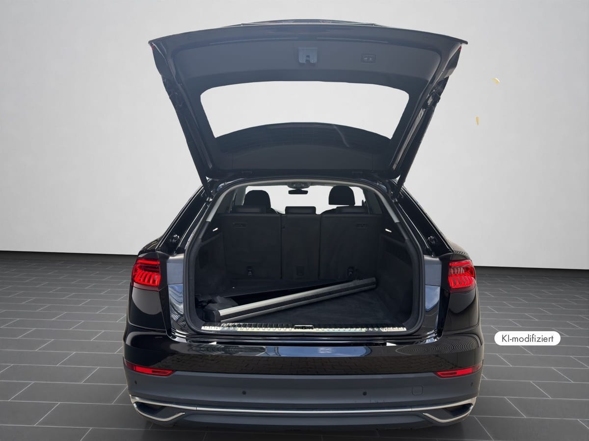 Audi Q8 55 TFSI quattro 250(340) kW(PS) tiptronic foto 15