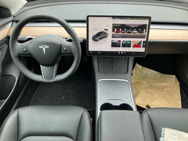 Tesla Model 3 Standard RWD + Panoramadach + el. Heckkl foto 12