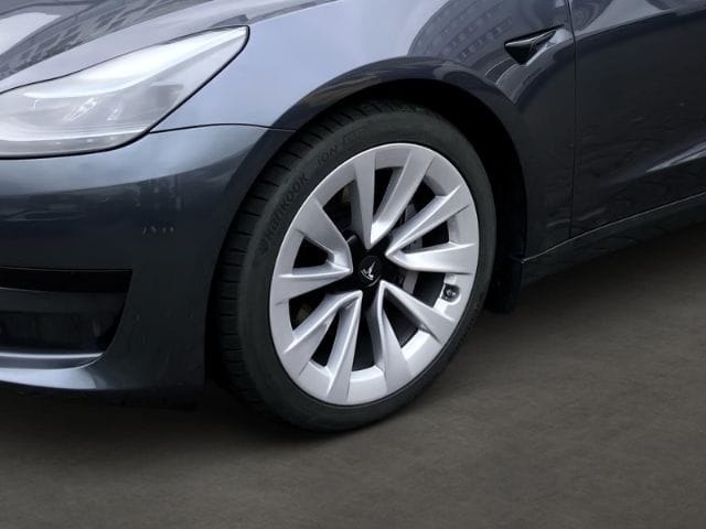 Tesla Model 3 Standard RWD + Panoramadach + el. Heckkl foto 7