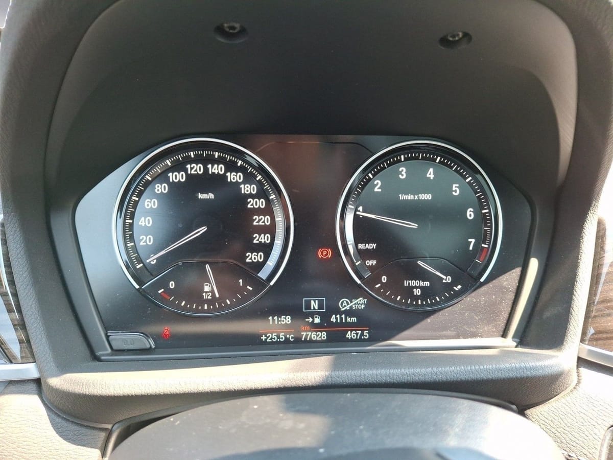 BMW X1 sDrive18i Sport Line Panorama Klimaaut. PDC e foto 10