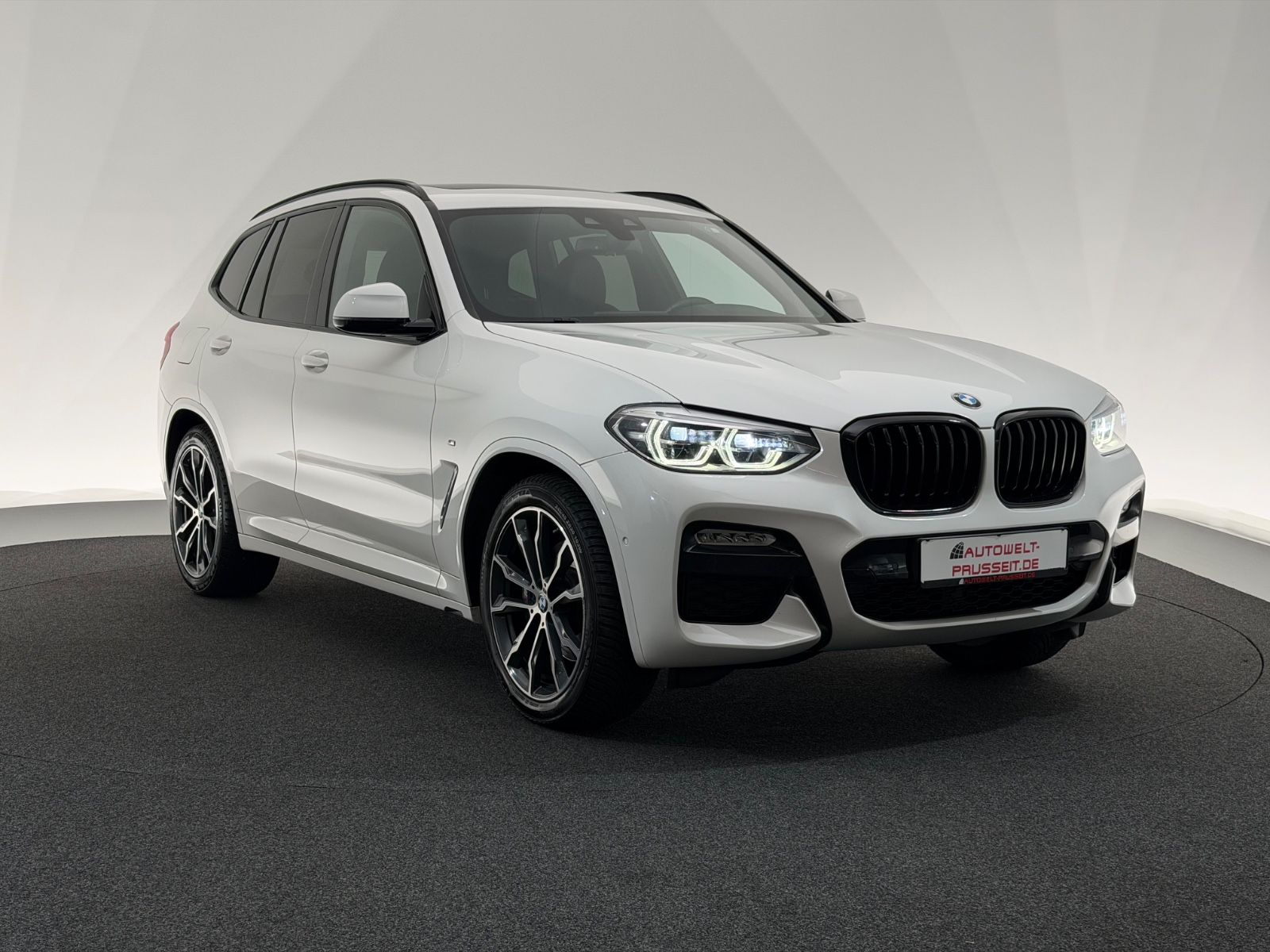 BMW X3 25d xDrive*M SPORT*LED-PANO-HUD-KEYLES-HARMAN