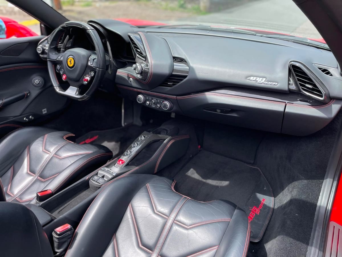 Ferrari 488 Spider |Racing Seats|Lift|Carbon|JBL|Kamera| foto 21