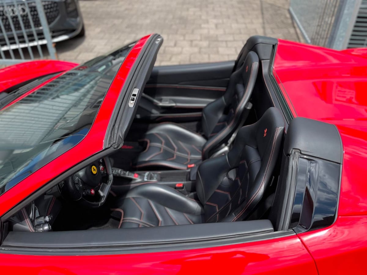 Ferrari 488 Spider |Racing Seats|Lift|Carbon|JBL|Kamera| foto 25
