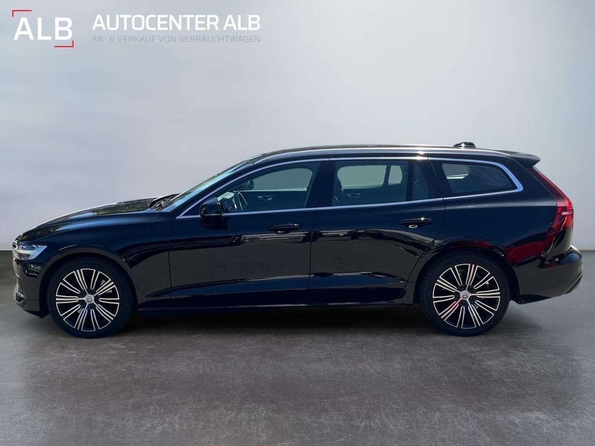 Volvo V60 Kombi AWD HK-ANLAGE LED NAVI LEDER foto 2