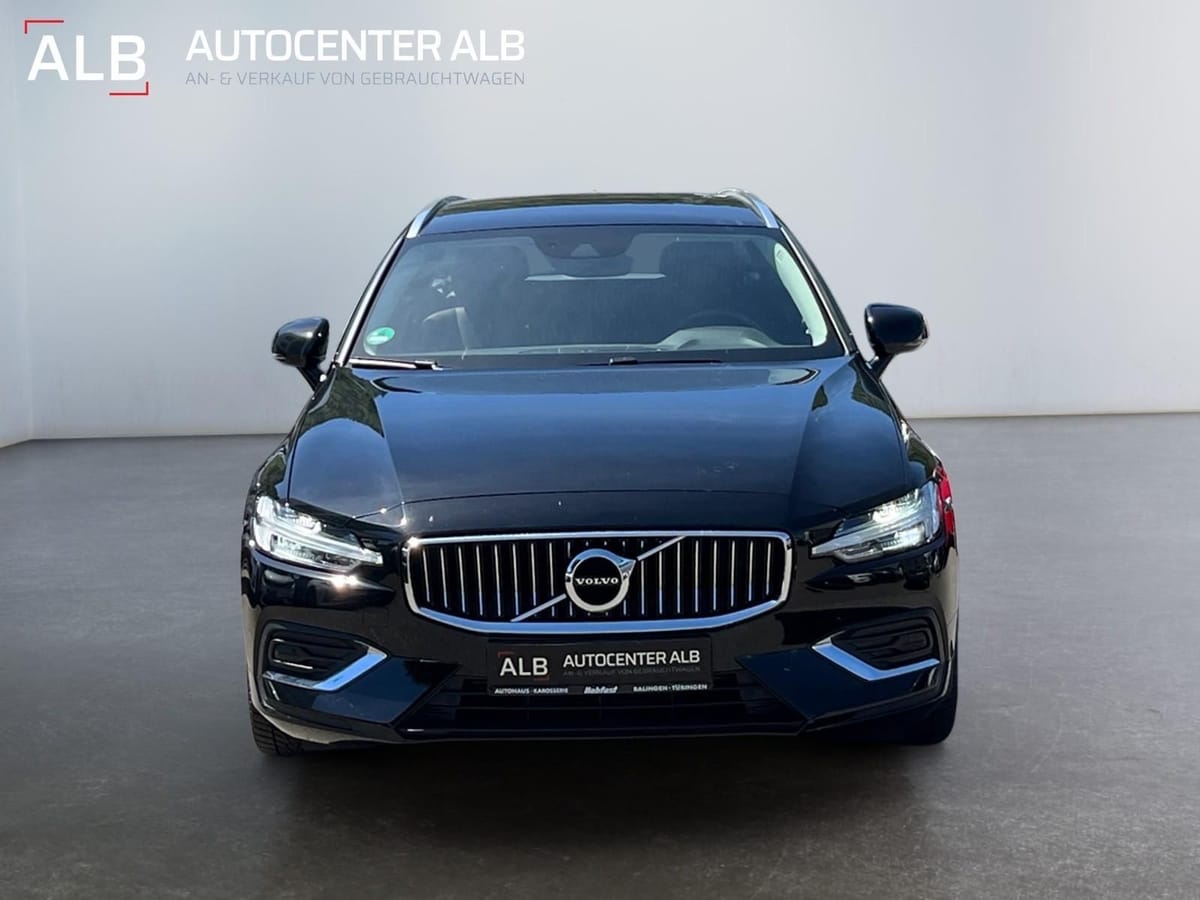 Volvo V60 Kombi AWD HK-ANLAGE LED NAVI LEDER foto 8