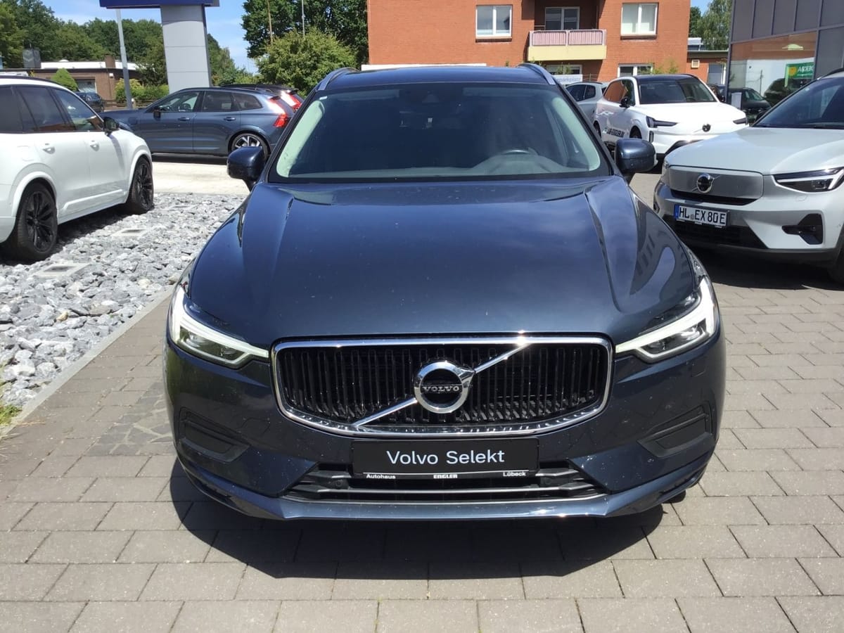 Volvo XC60 B4 (Diesel) Momentum Pro AWD Navi Cam foto 3