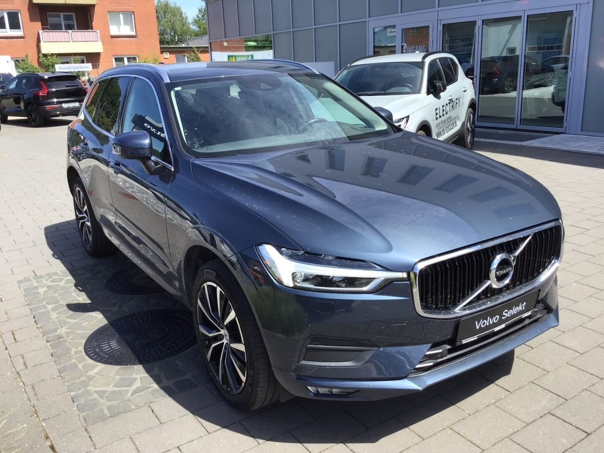 Volvo XC60 B4 (Diesel) Momentum Pro AWD Navi Cam foto 4