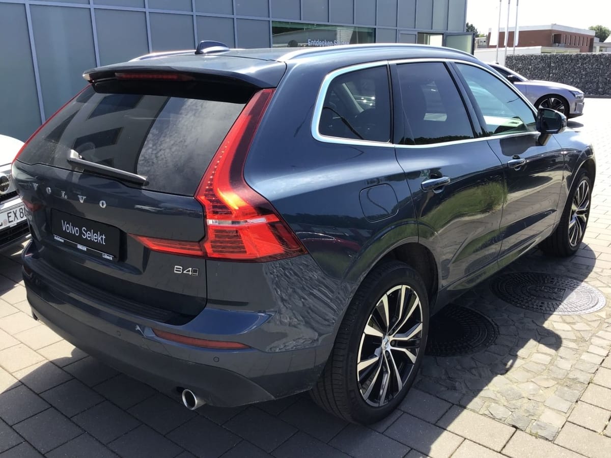 Volvo XC60 B4 (Diesel) Momentum Pro AWD Navi Cam foto 7
