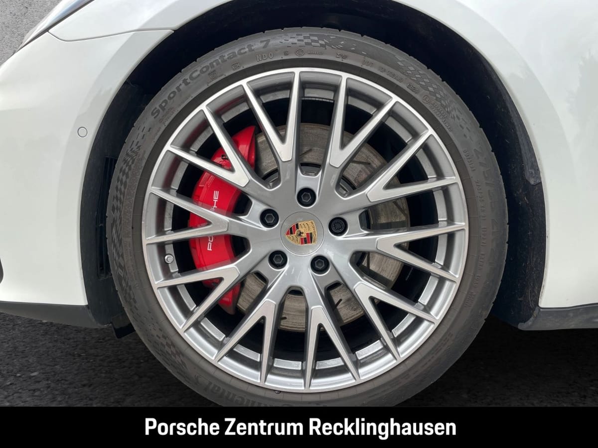 Porsche Panamera 4S E-Hybrid InnoDrive HA-Lenkung Head-U foto 15