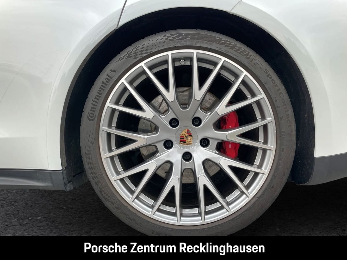 Porsche Panamera 4S E-Hybrid InnoDrive HA-Lenkung Head-U foto 16