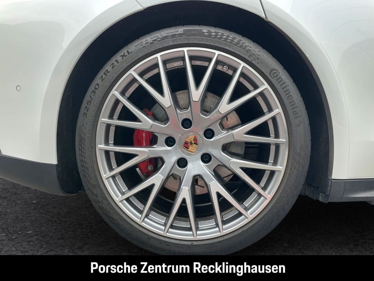 Porsche Panamera 4S E-Hybrid InnoDrive HA-Lenkung Head-U foto 17