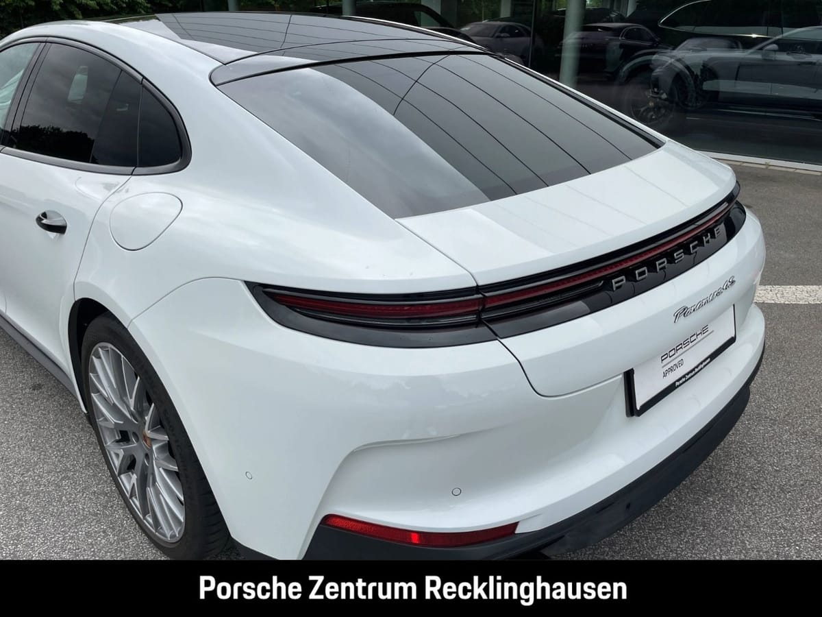 Porsche Panamera 4S E-Hybrid InnoDrive HA-Lenkung Head-U foto 20