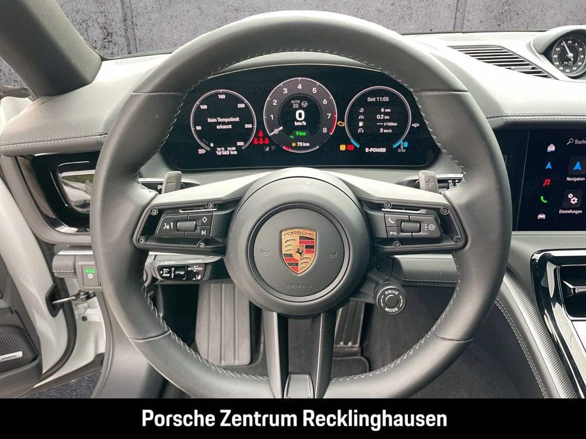 Porsche Panamera 4S E-Hybrid InnoDrive HA-Lenkung Head-U foto 23