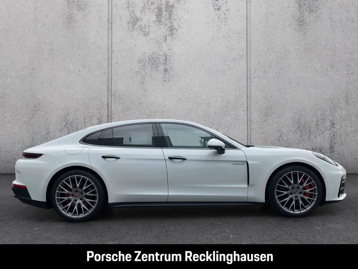Porsche Panamera 4S E-Hybrid InnoDrive HA-Lenkung Head-U foto 8
