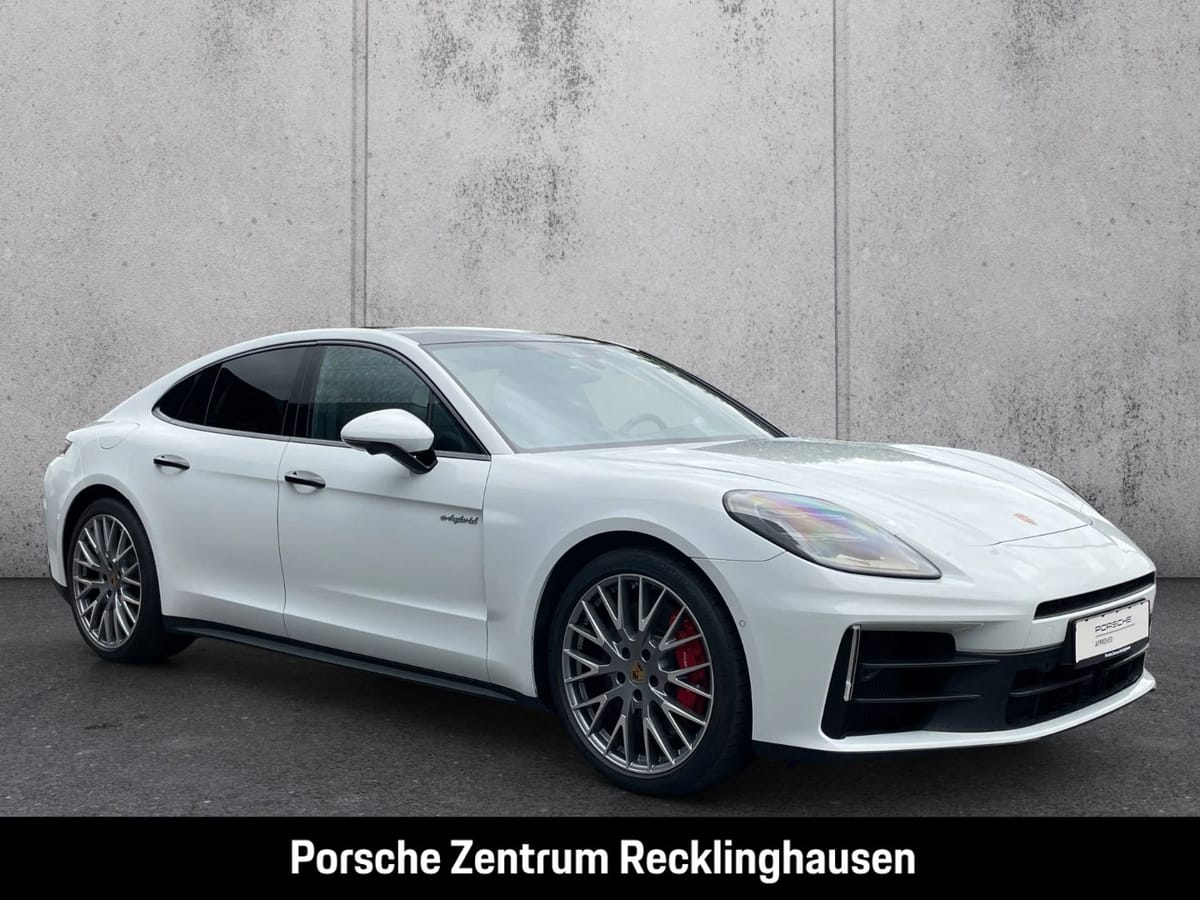 Porsche Panamera 4S E-Hybrid InnoDrive HA-Lenkung Head-U foto 9
