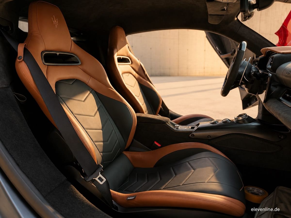 Maserati MC20 foto 21