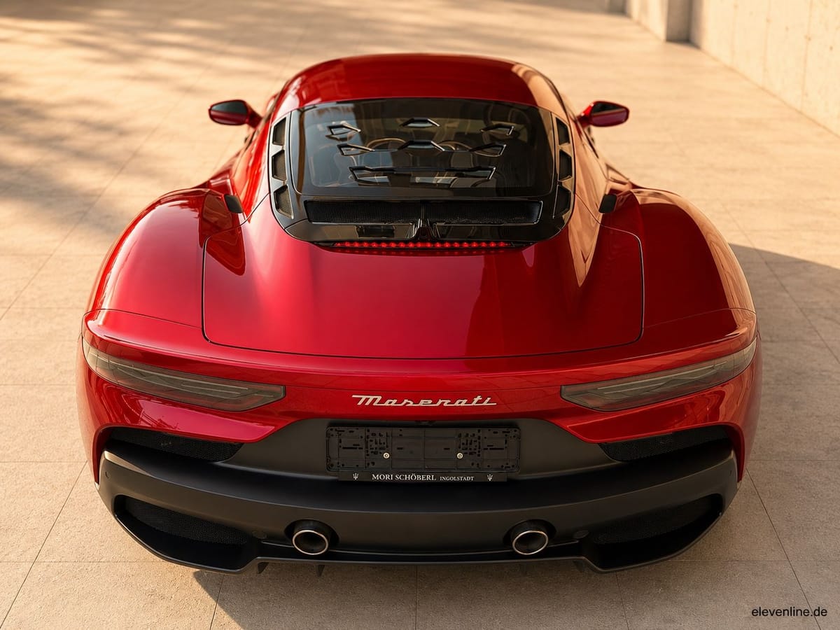 Maserati MC20 foto 8