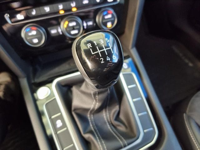 Volkswagen Arteon R-Line NaviPro LED AID Rückfahrkamera foto 15