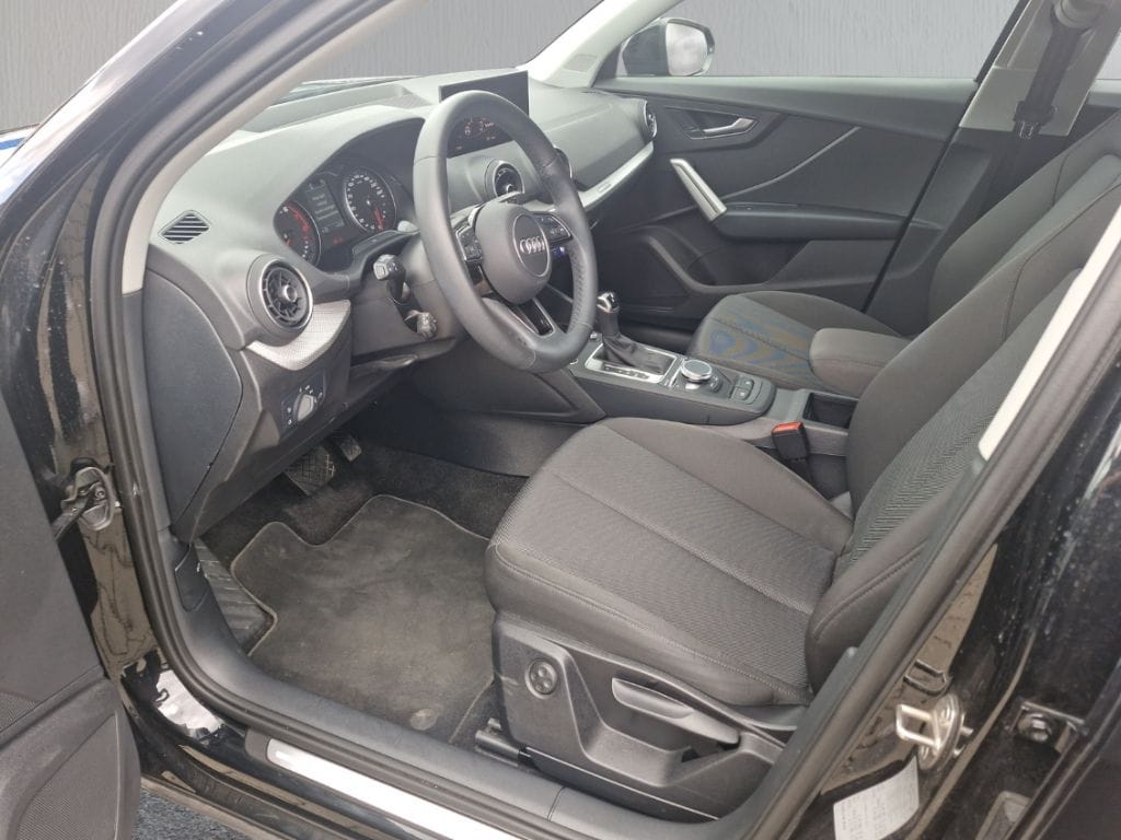 Audi Q2 35TFSI S-Tronic Advanced MatrixLED ACC RKam S foto 13