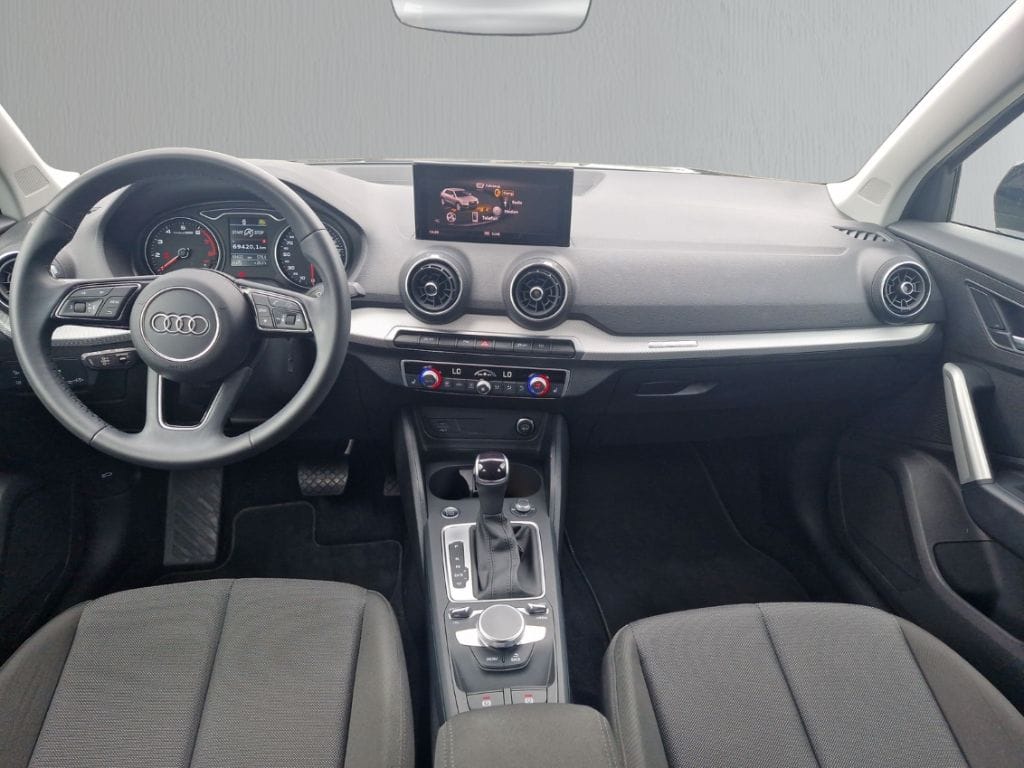 Audi Q2 35TFSI S-Tronic Advanced MatrixLED ACC RKam S foto 15