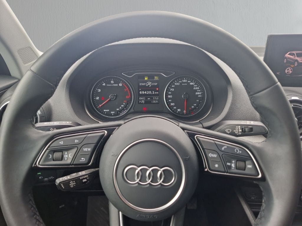 Audi Q2 35TFSI S-Tronic Advanced MatrixLED ACC RKam S foto 17